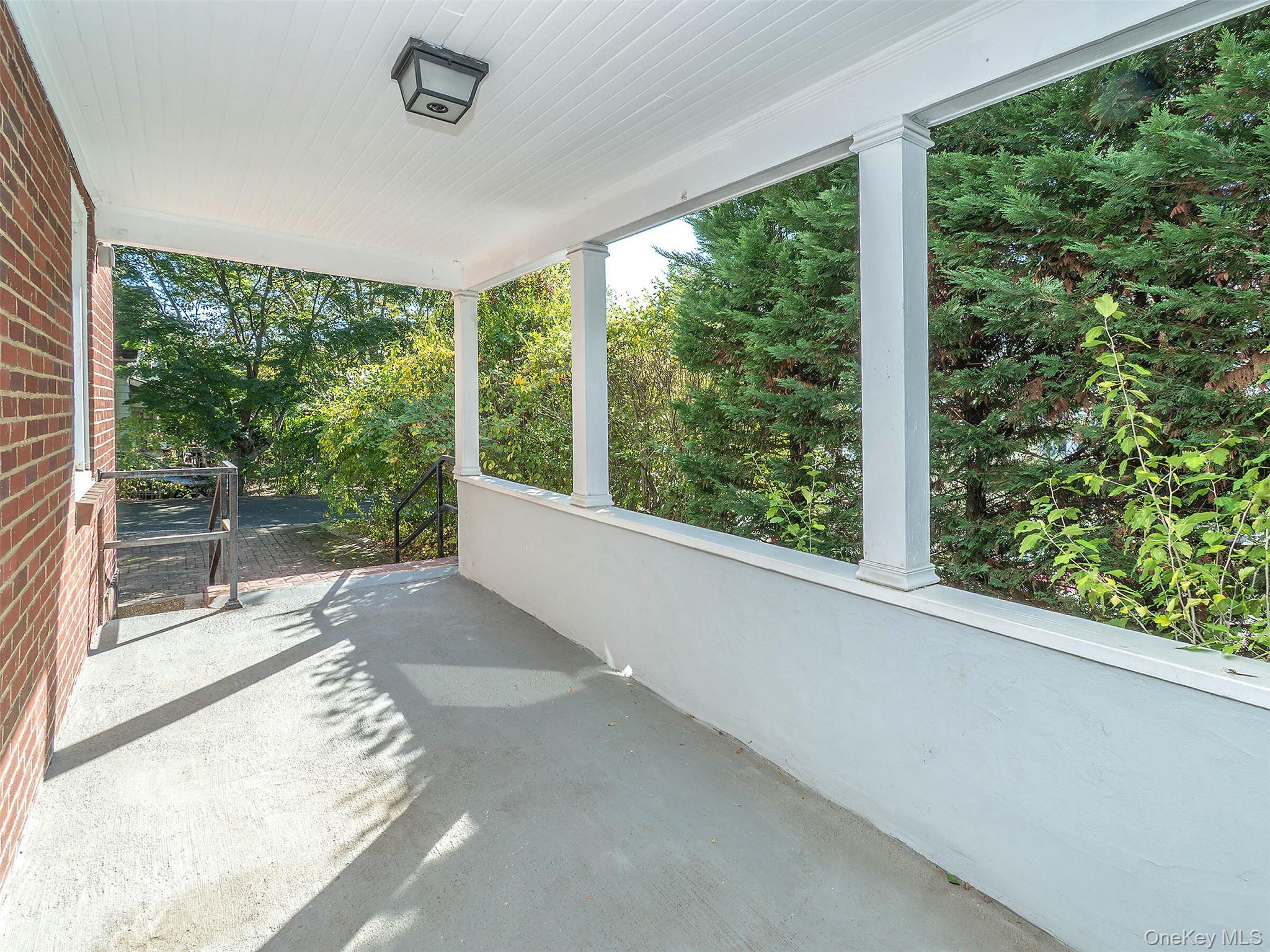 16 Avenue A