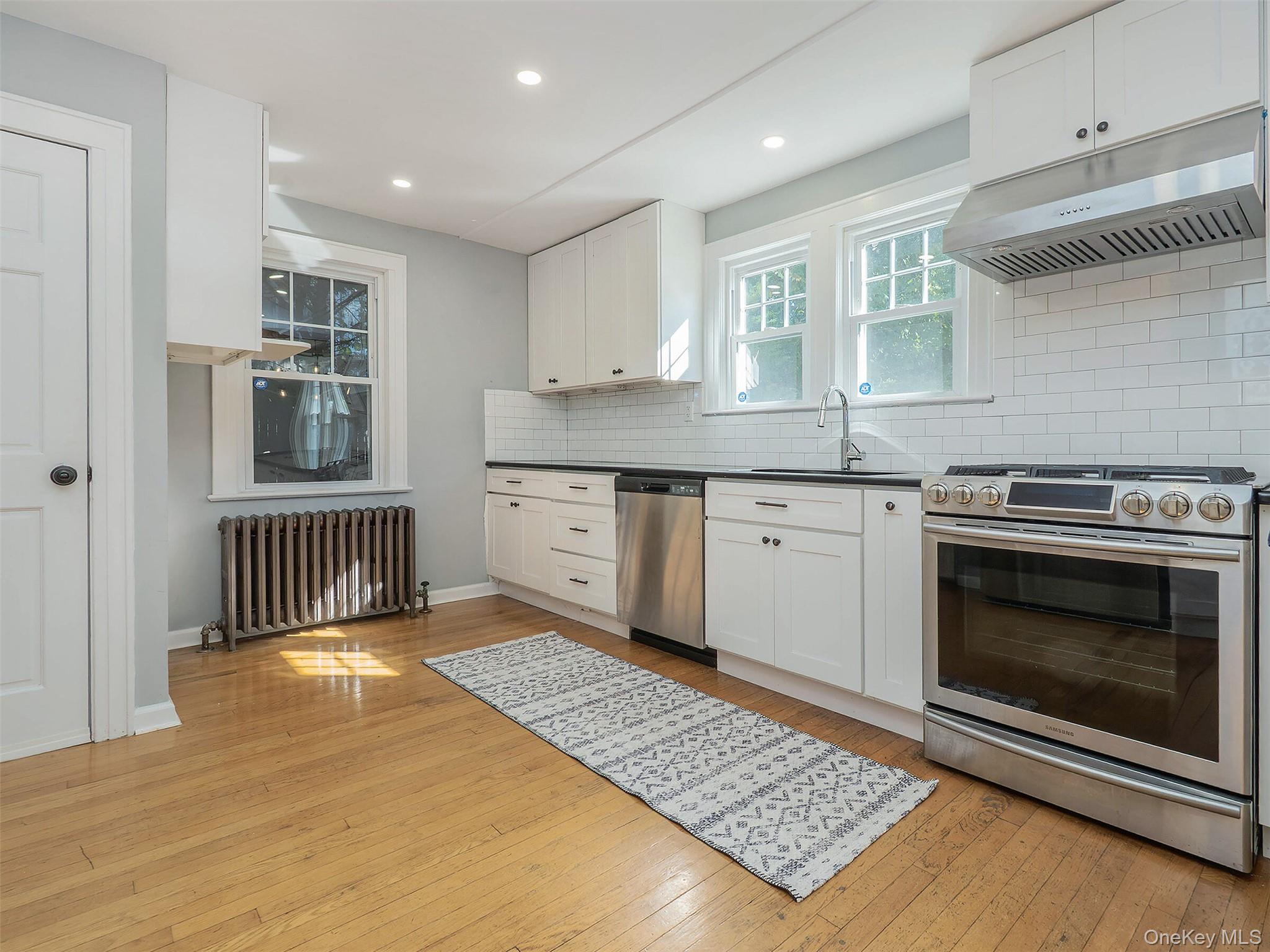 16 Avenue A