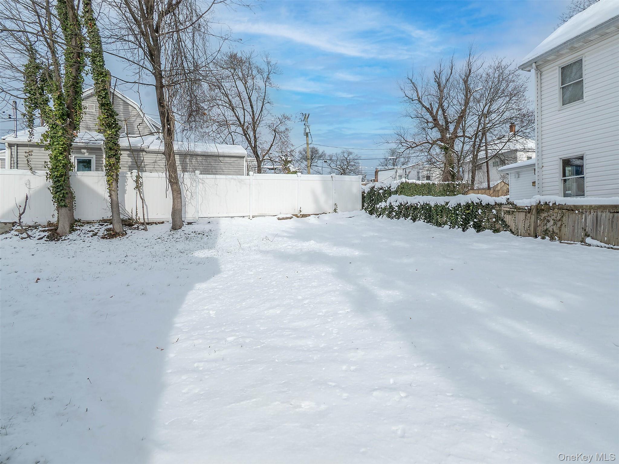 85 Webster Avenue