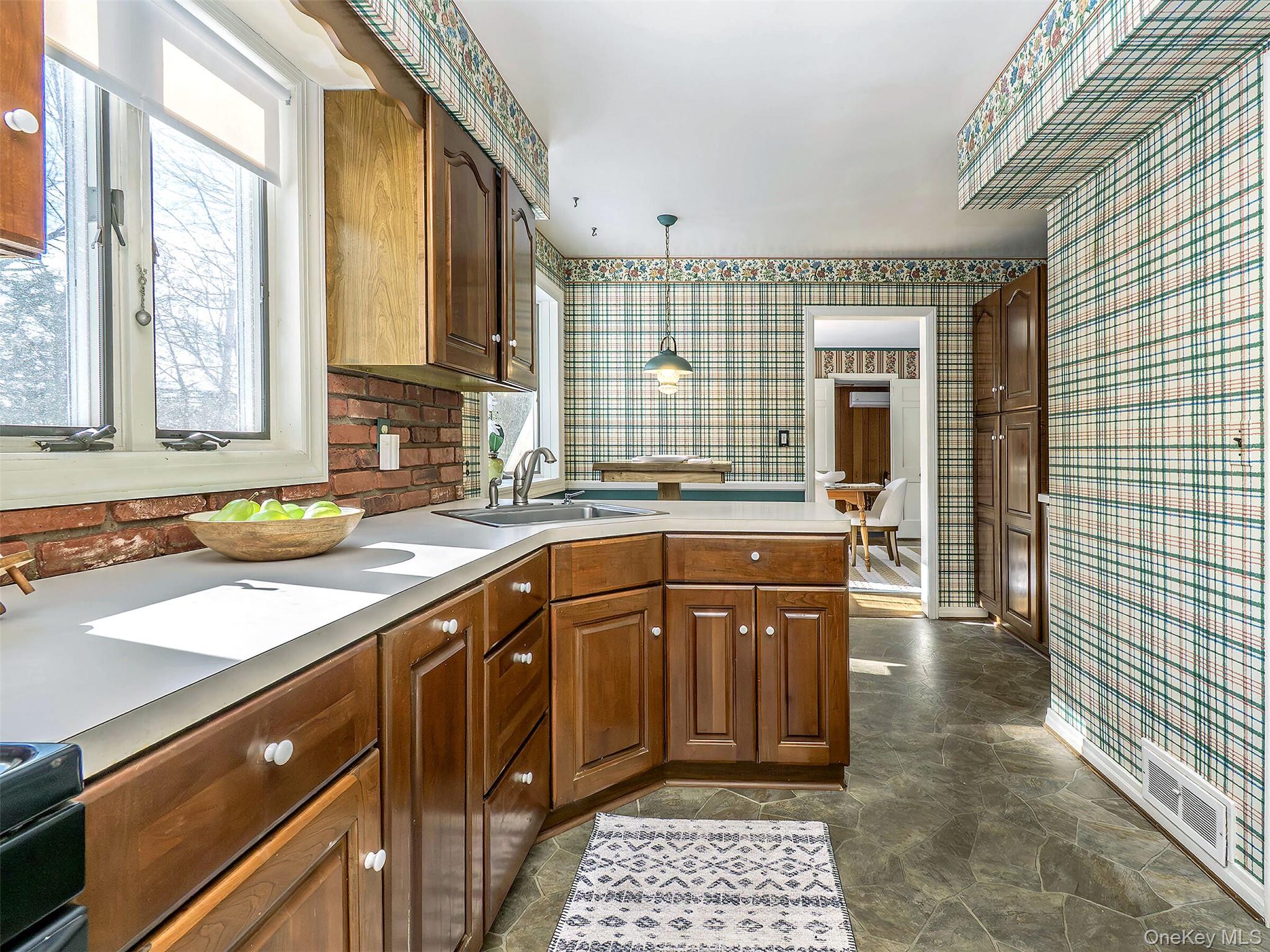 24 Orchard Farm Road