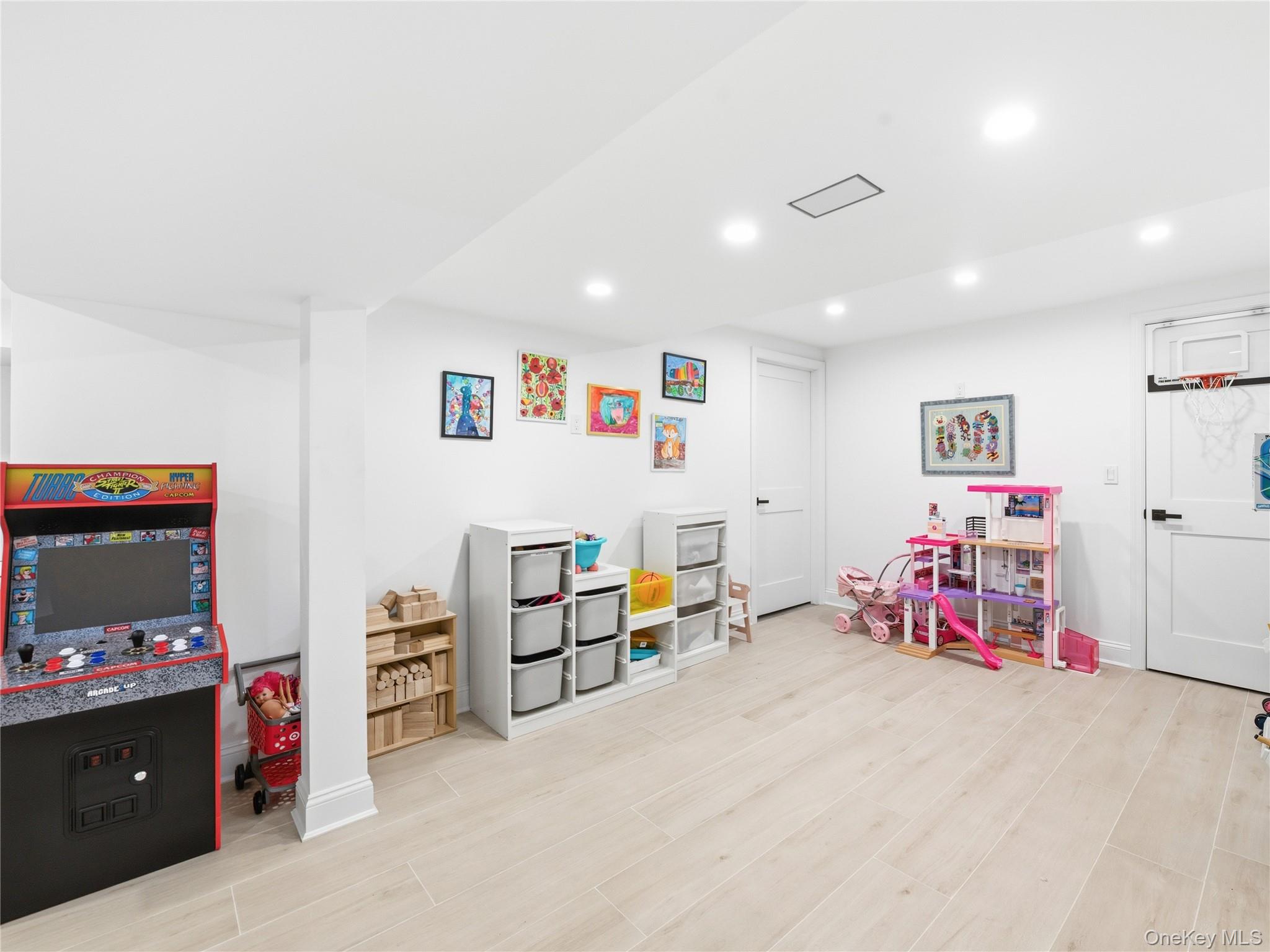 1 White Oak Drive