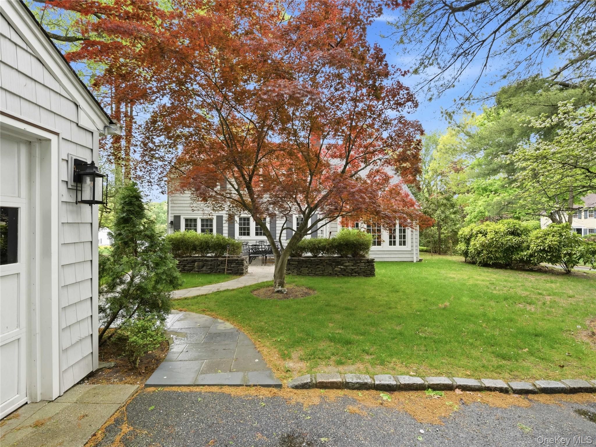 2 Longview Road