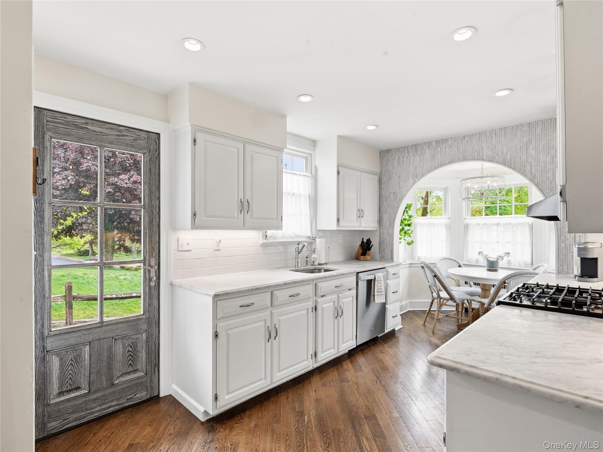 2 Longview Road
