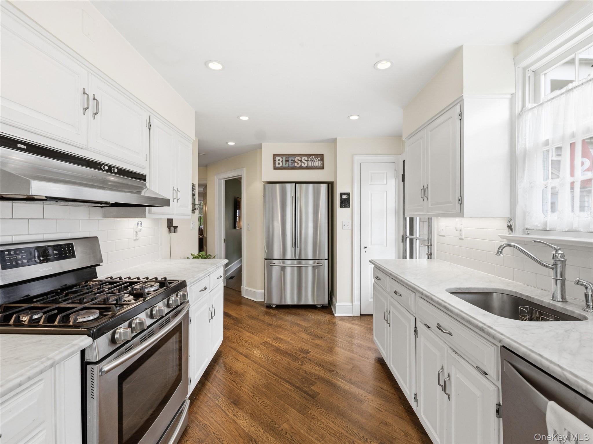 2 Longview Road