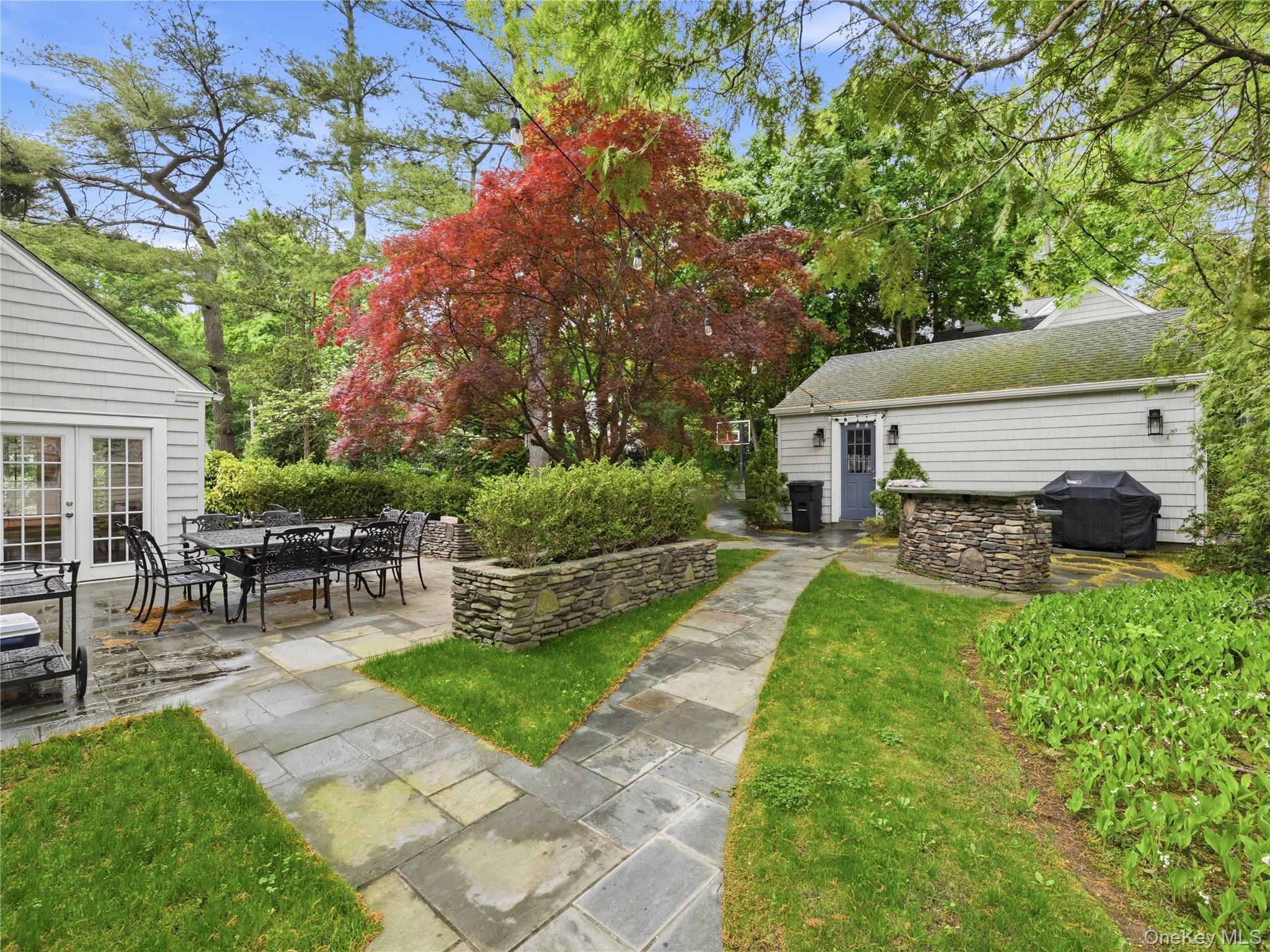 2 Longview Road