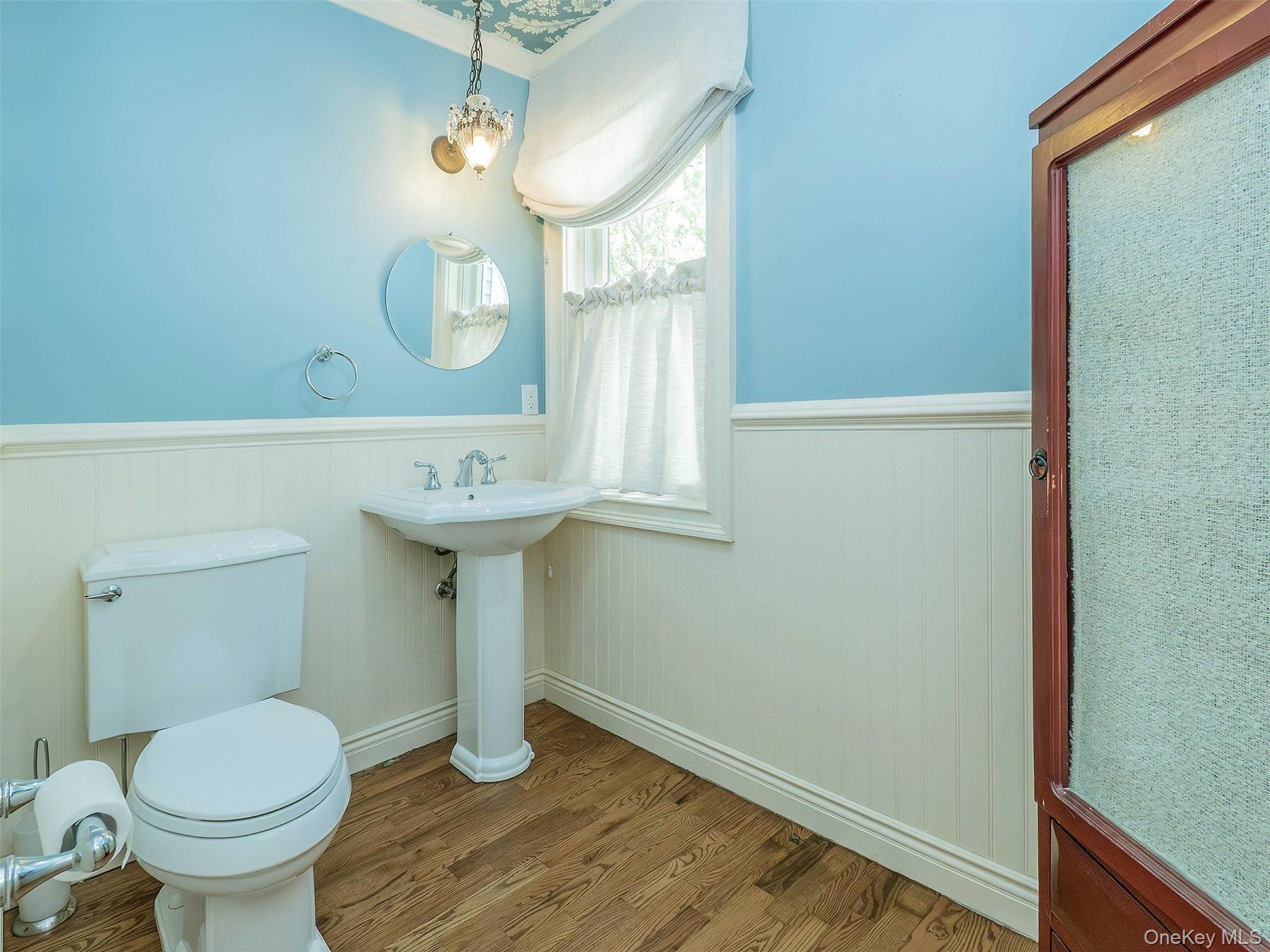 21 Marwood Road N