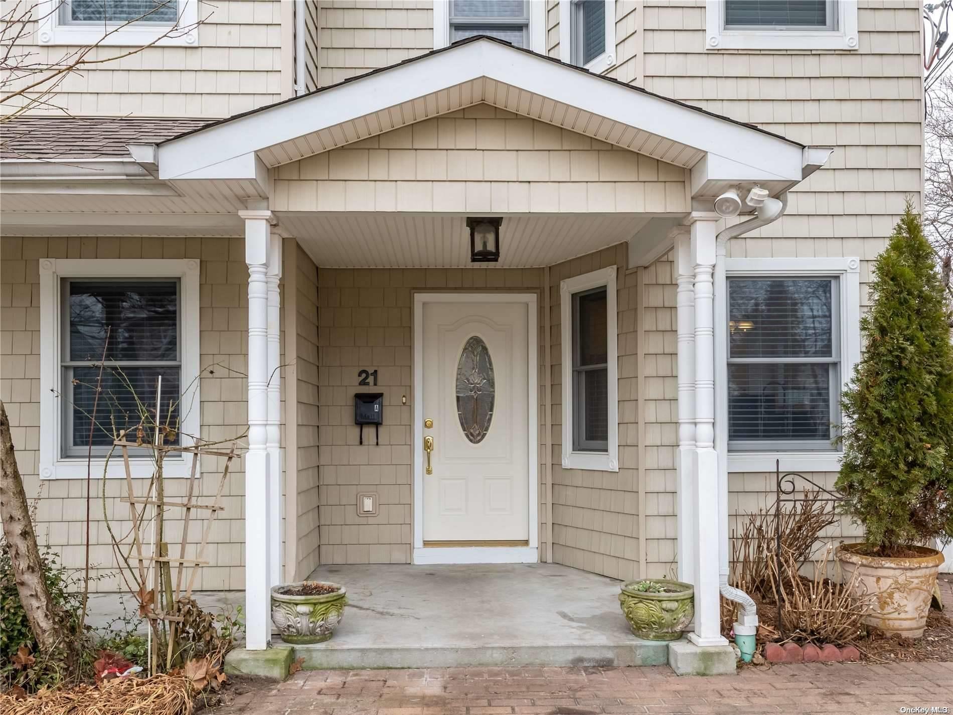 21 Marwood Road N