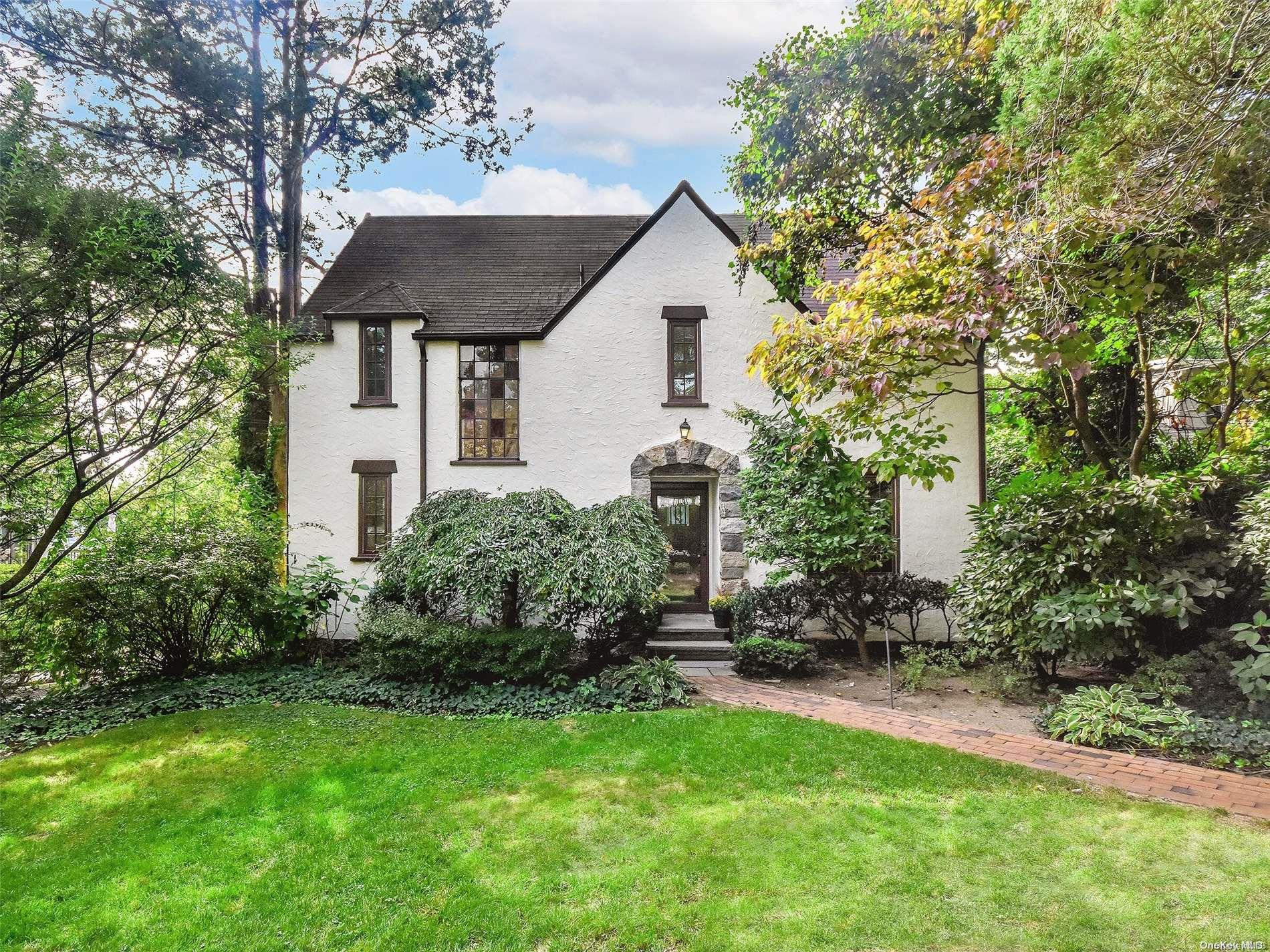 27 Oakland Drive
