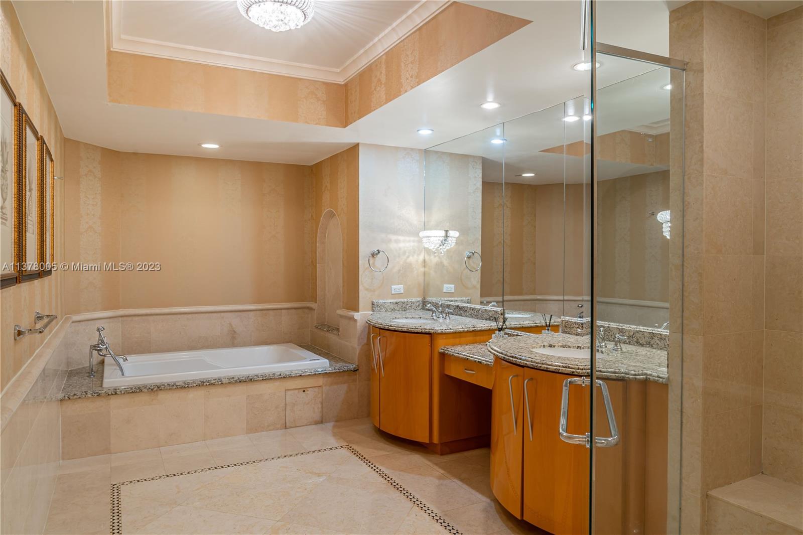 17875 Collins Ave # 3103