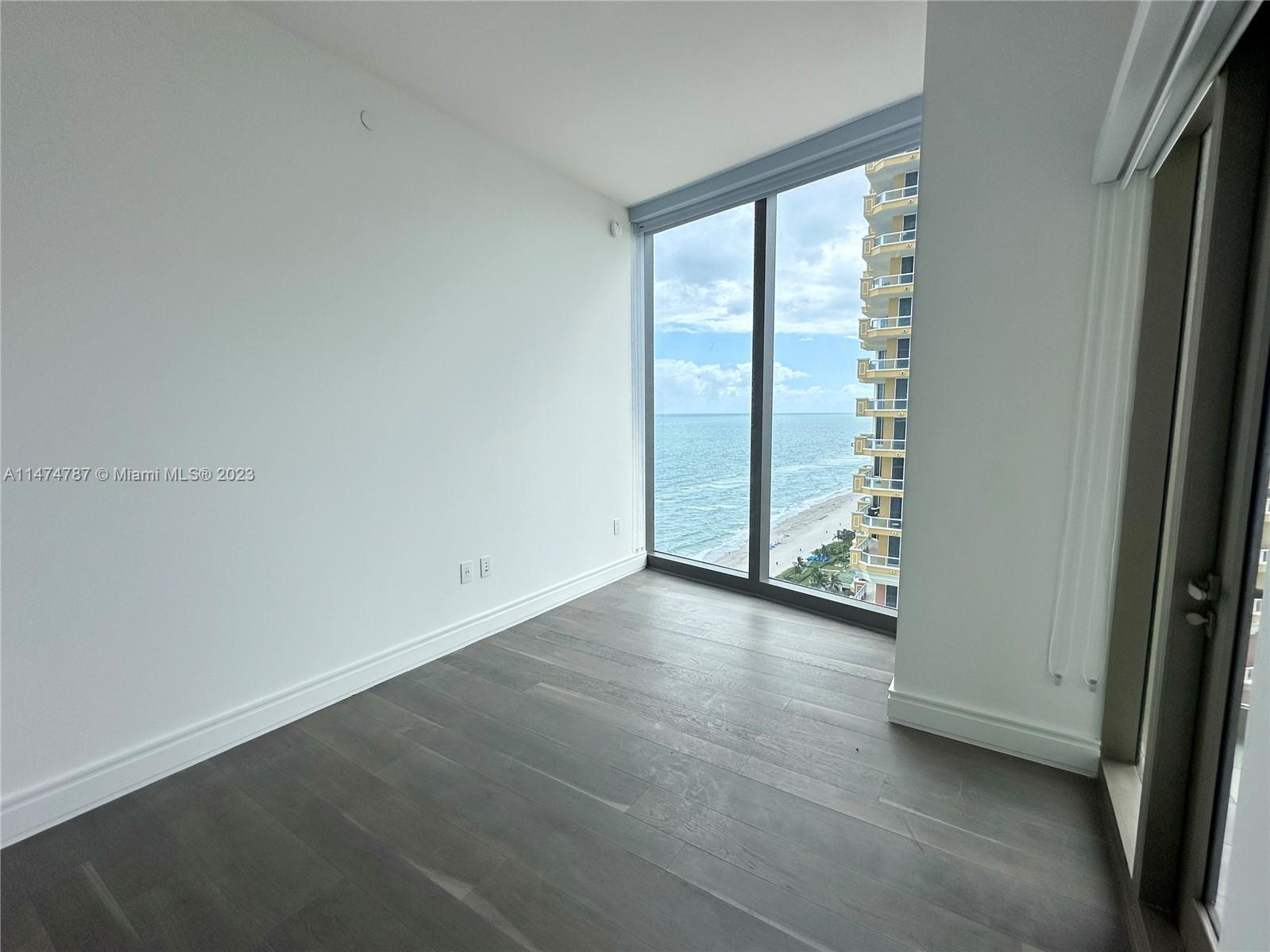 17901 COLLINS AVENUE # 2204