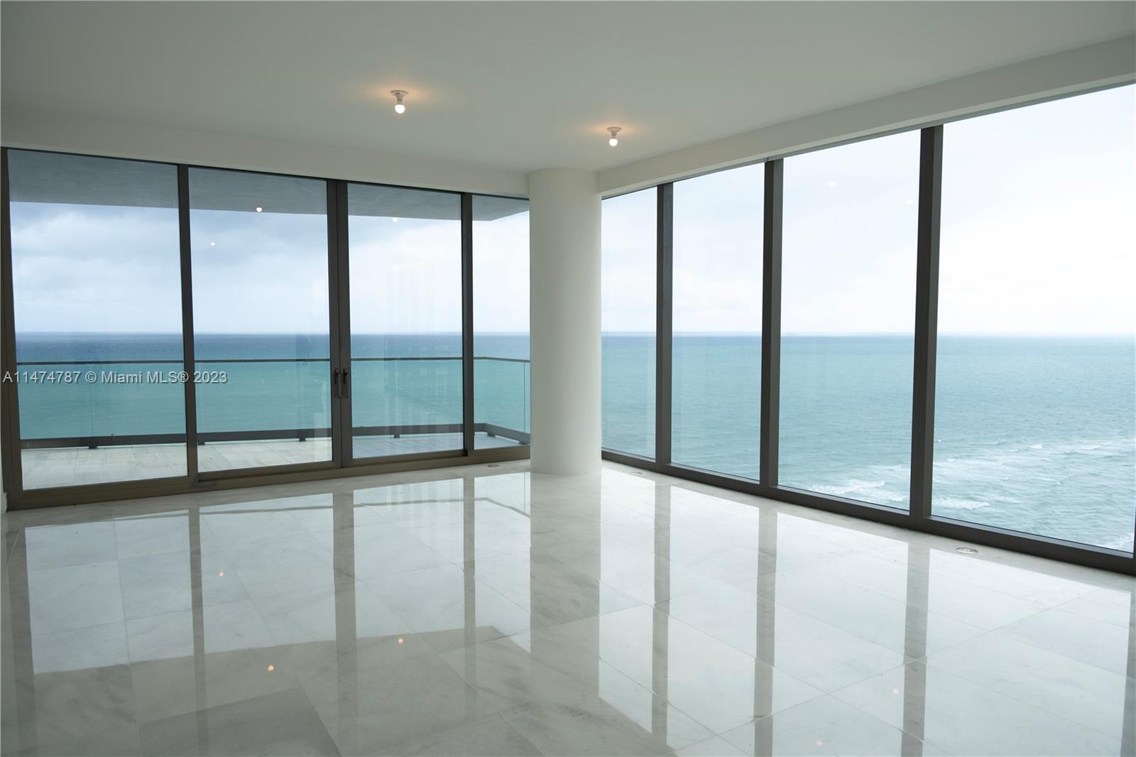 17901 COLLINS AVENUE # 2204