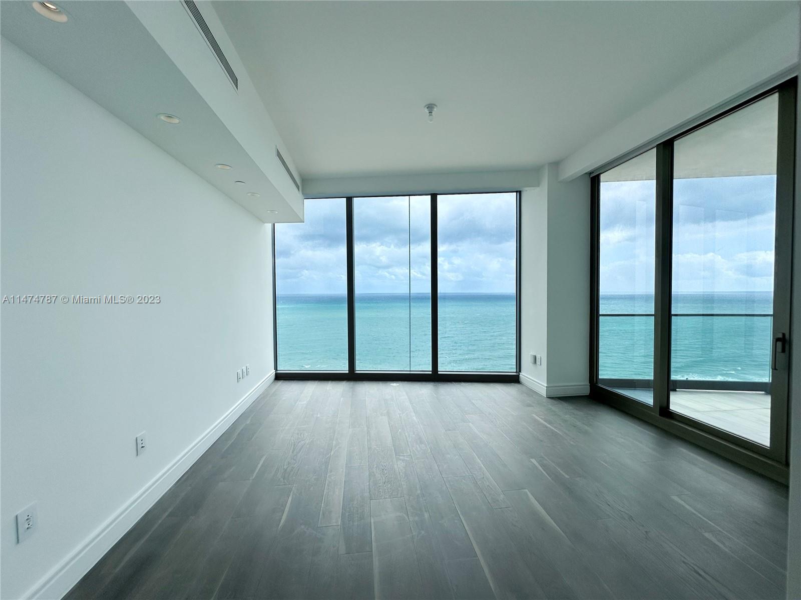 17901 COLLINS AVENUE # 2204