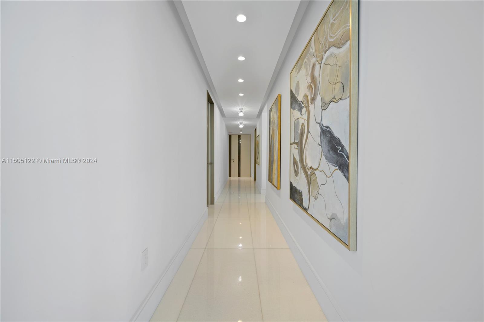 17975 Collins Ave # 1502