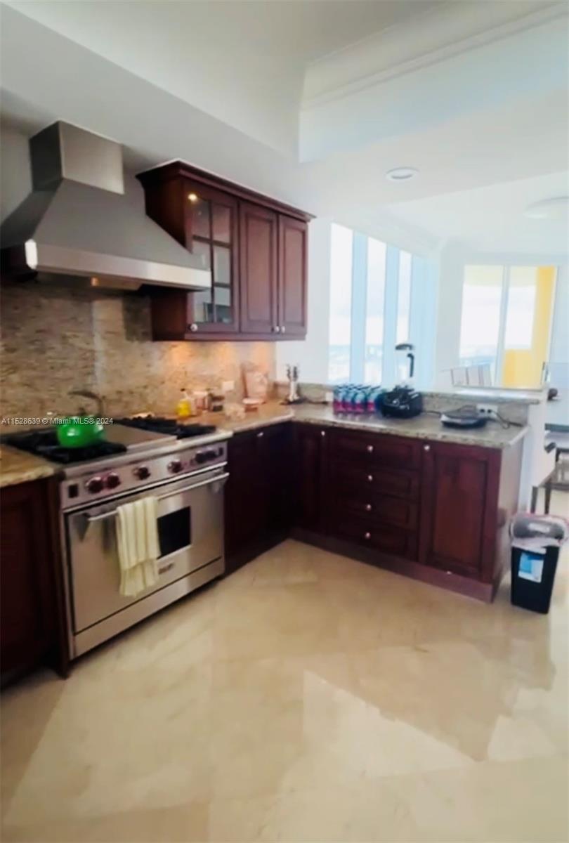 17875 Collins Ave # 4106