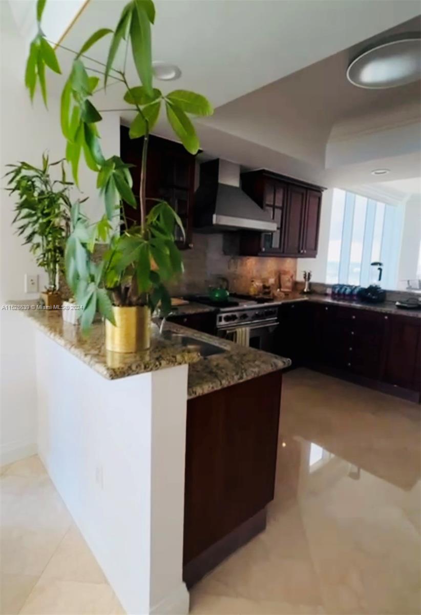 17875 Collins Ave # 4106