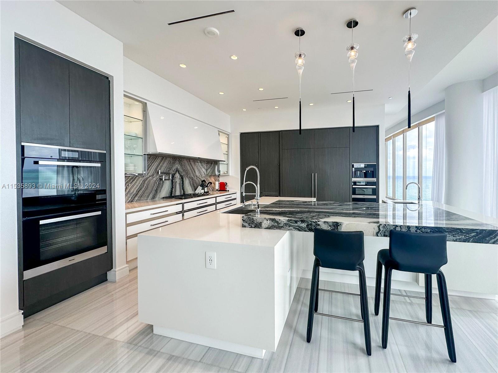 17901 Collins Ave # 1607