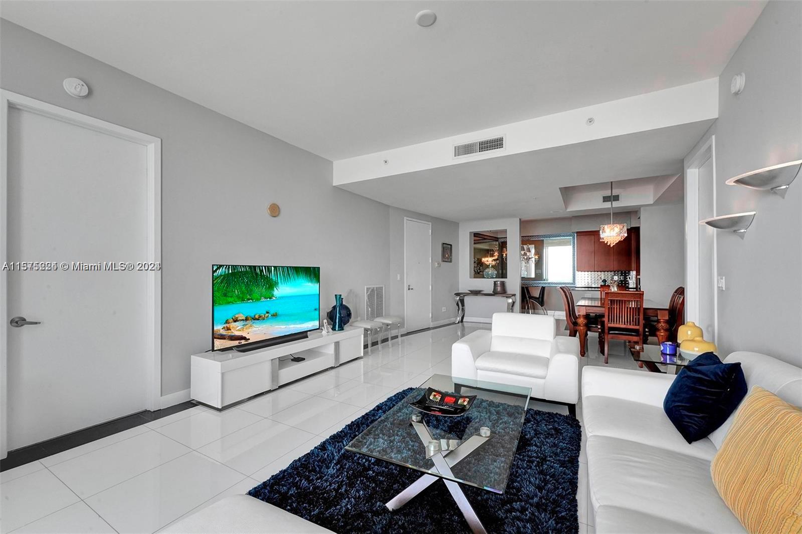 18101 Collins Ave # 1105