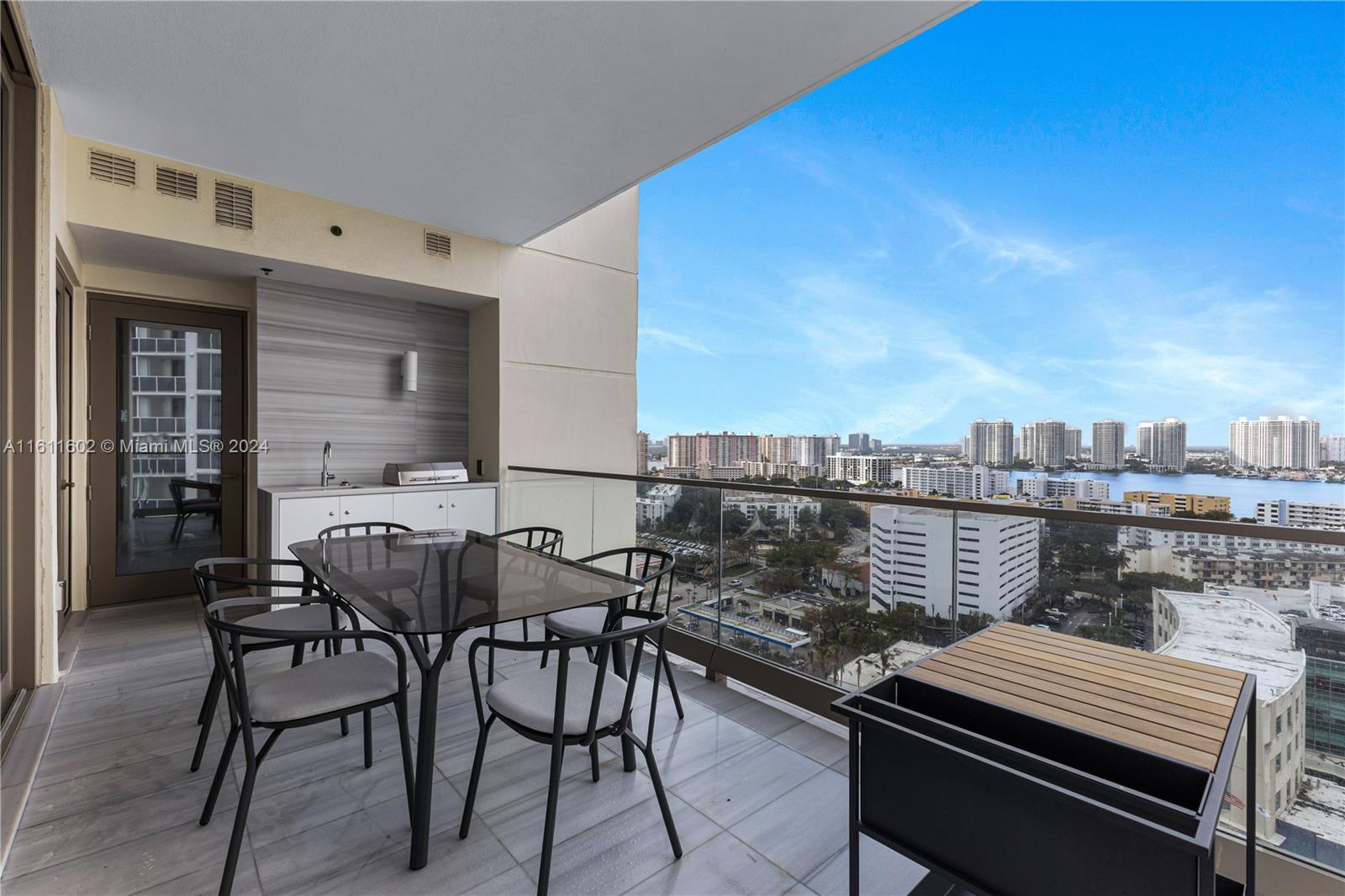 17975 COLLINS AVE # 1602