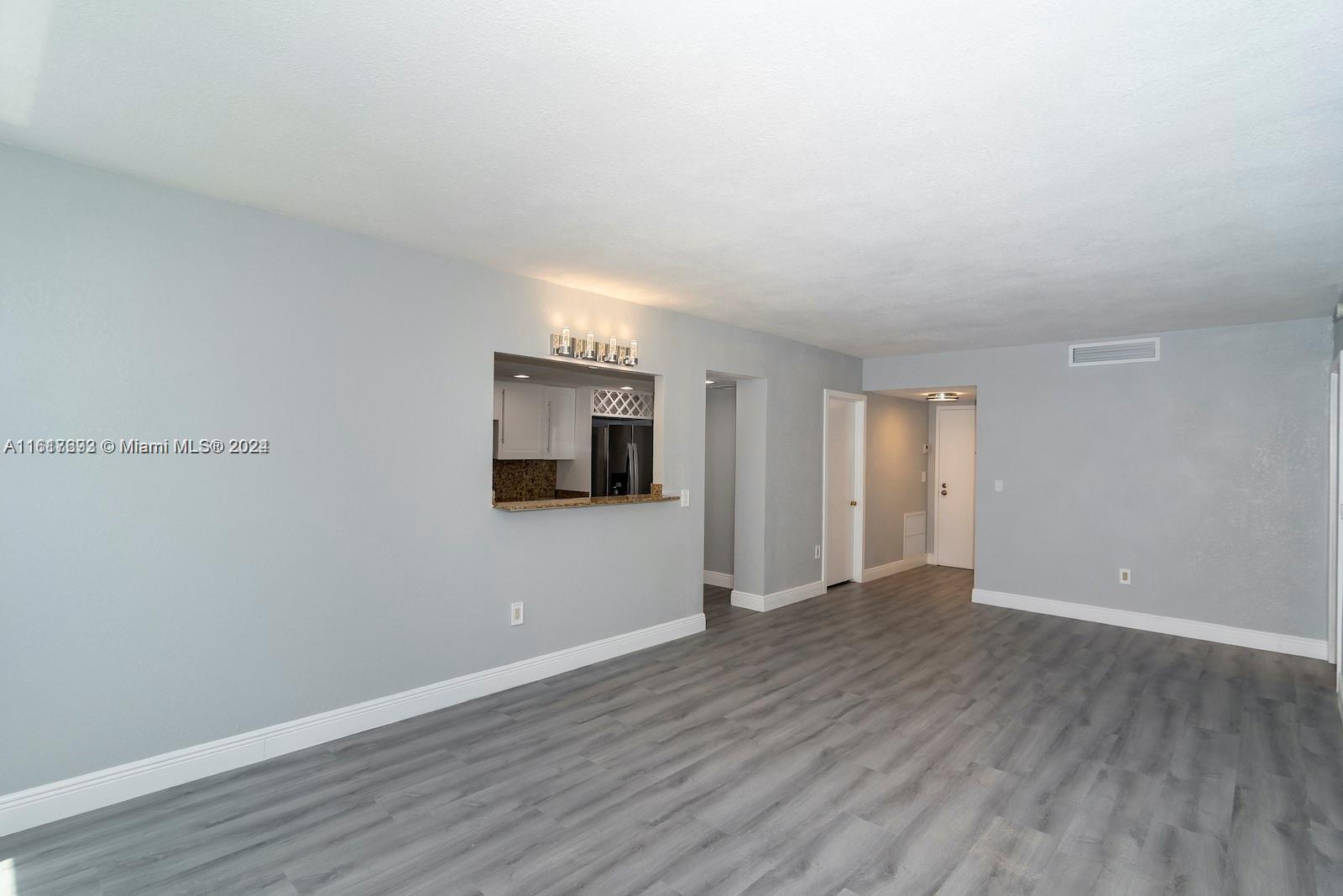 9273 Collins Ave # 501