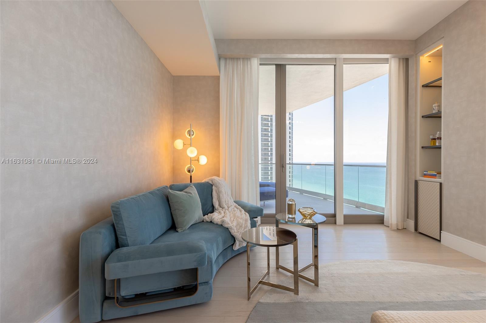 17975 Collins Avenue # 3202