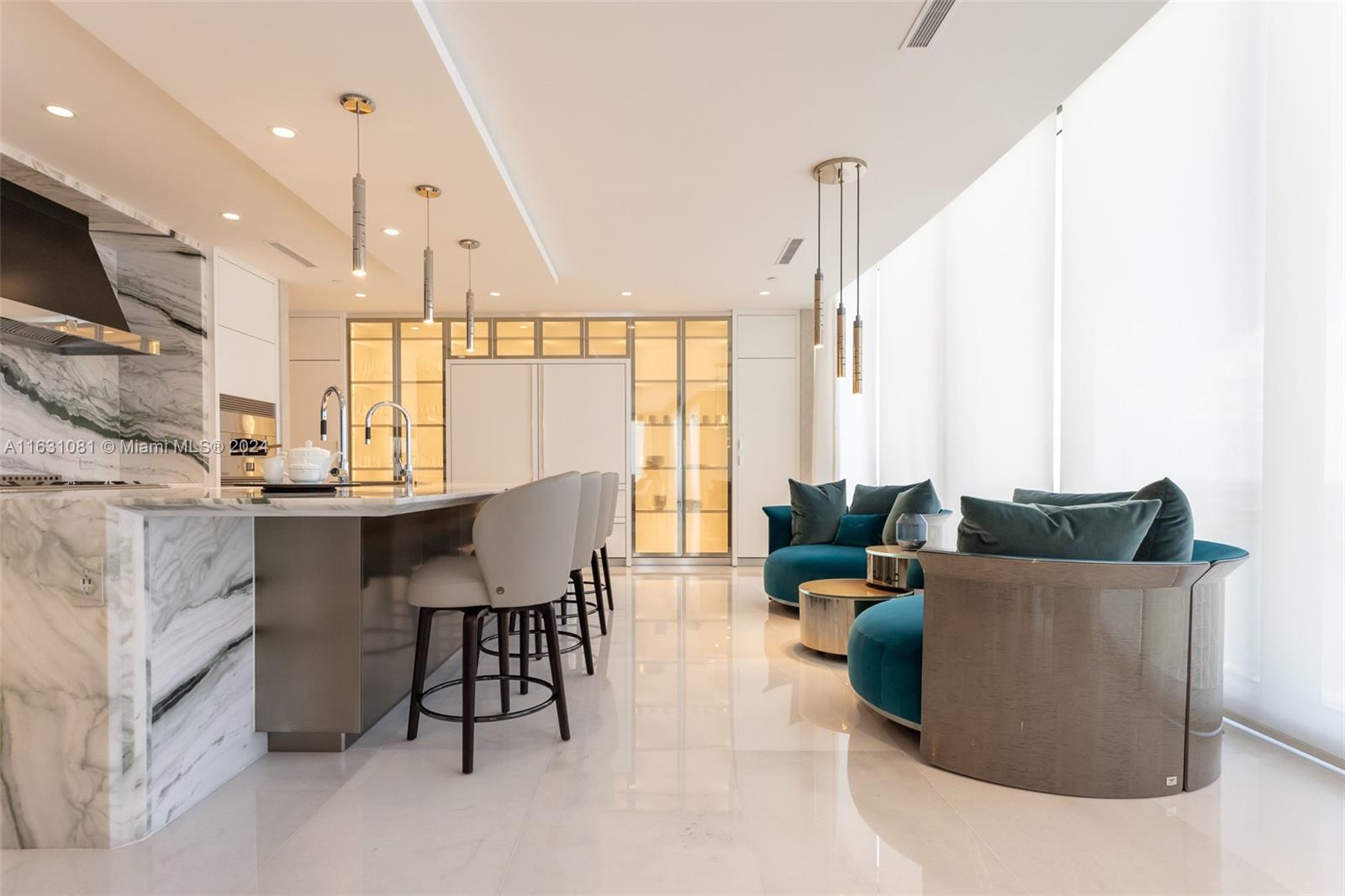 17975 Collins Avenue # 3202