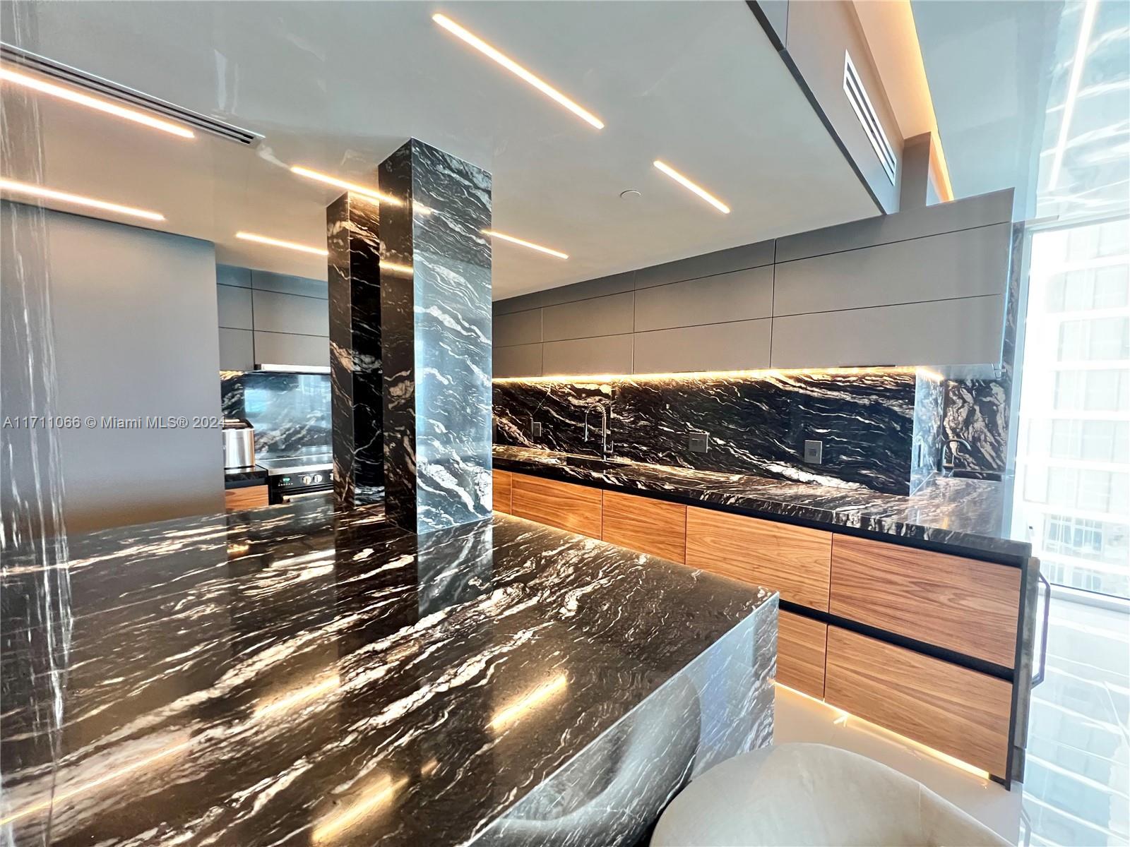 17875 Collins Avenue # 3001