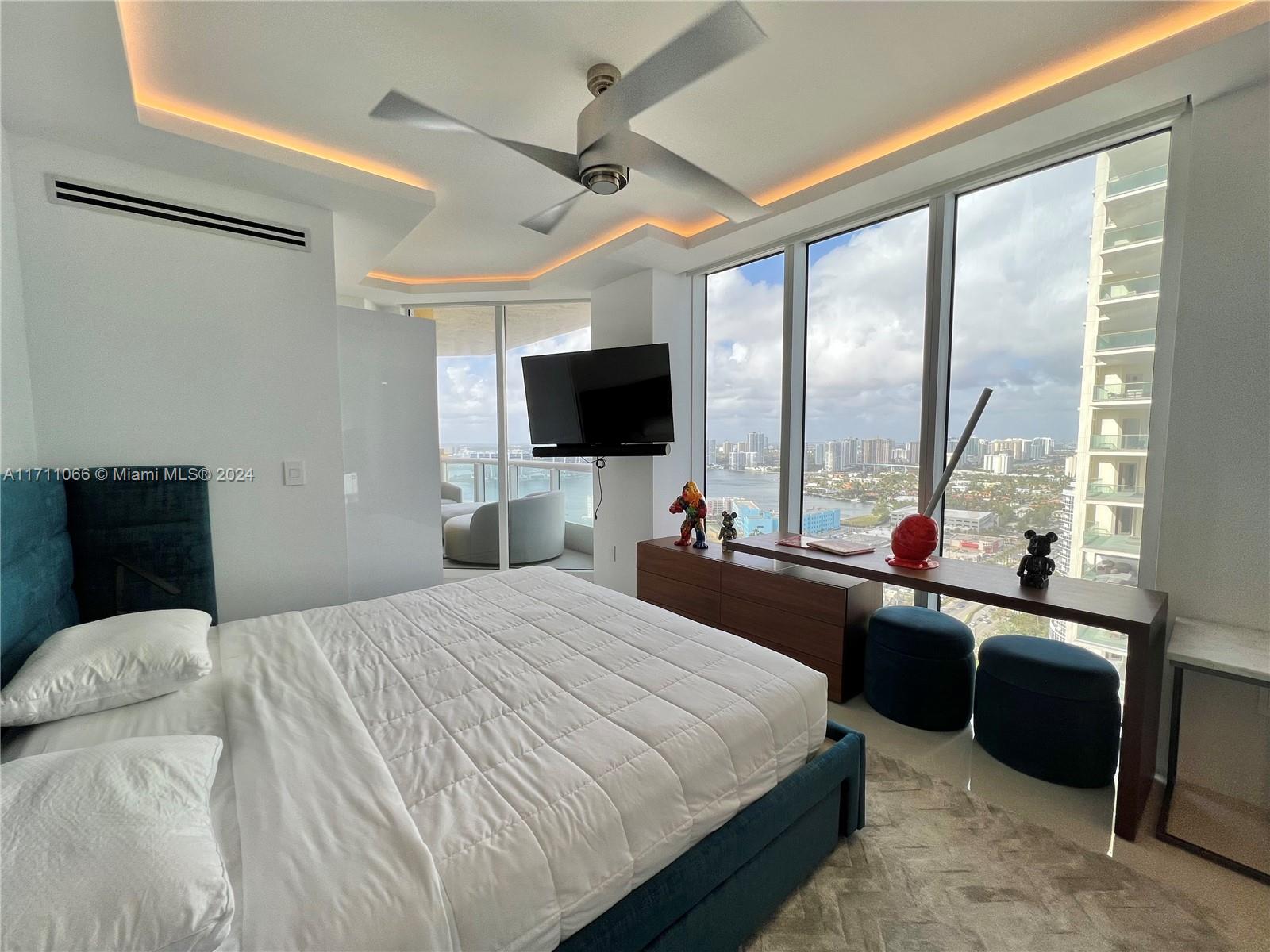 17875 Collins Avenue # 3001