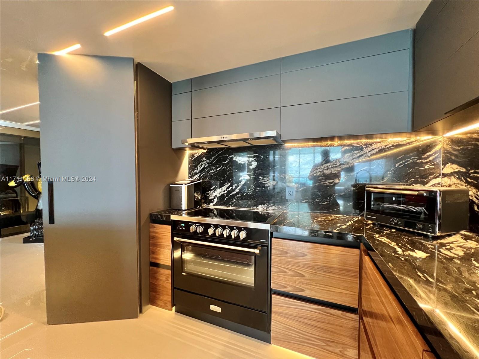 17875 Collins Avenue # 3001
