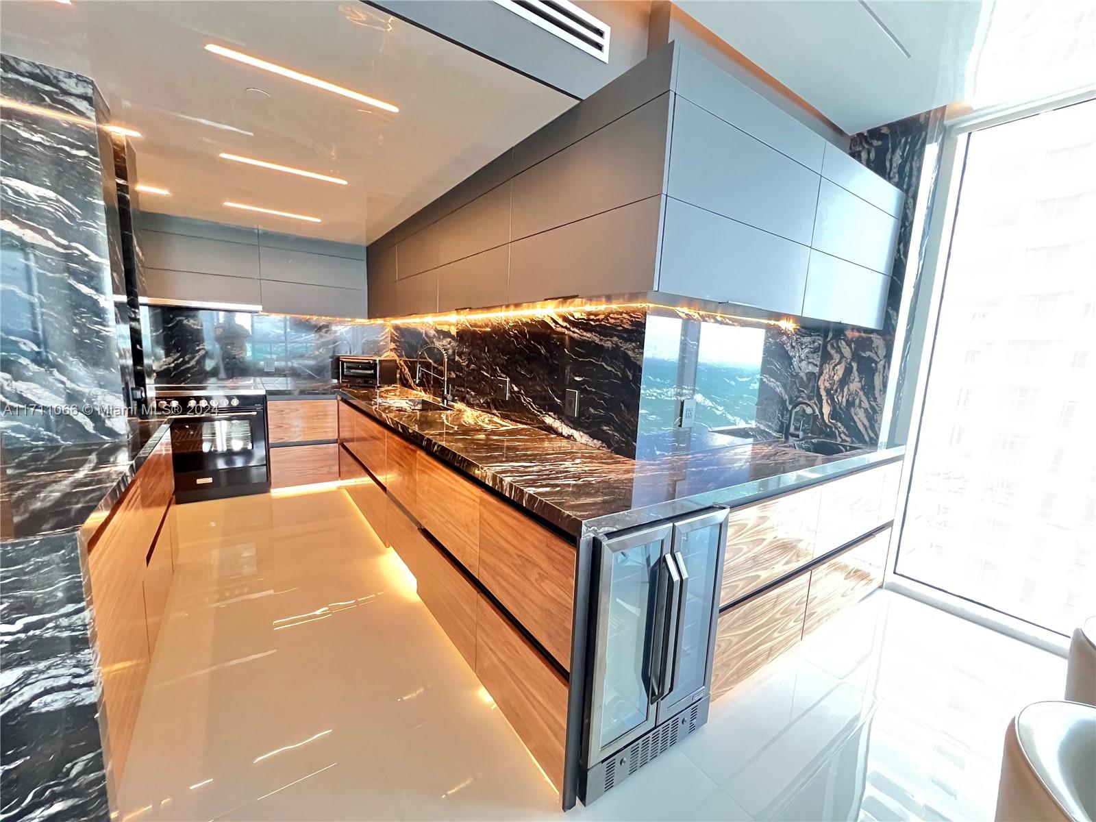 17875 Collins Avenue # 3001