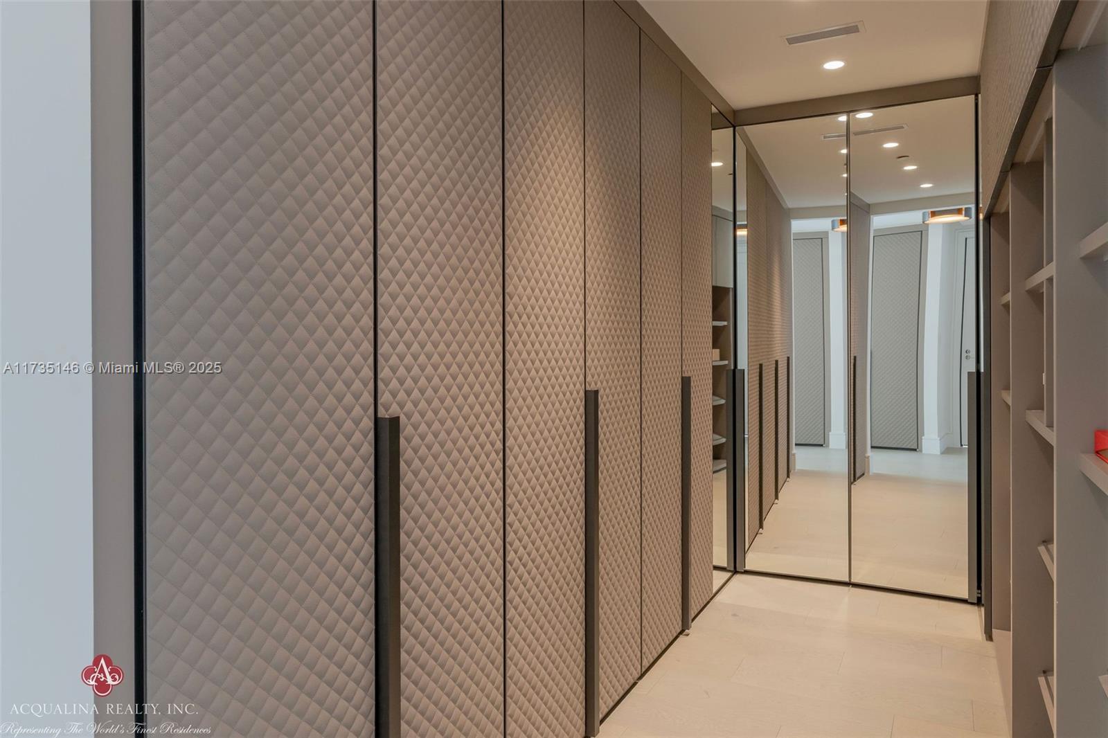 17975 COLLINS AVENUE # 3102