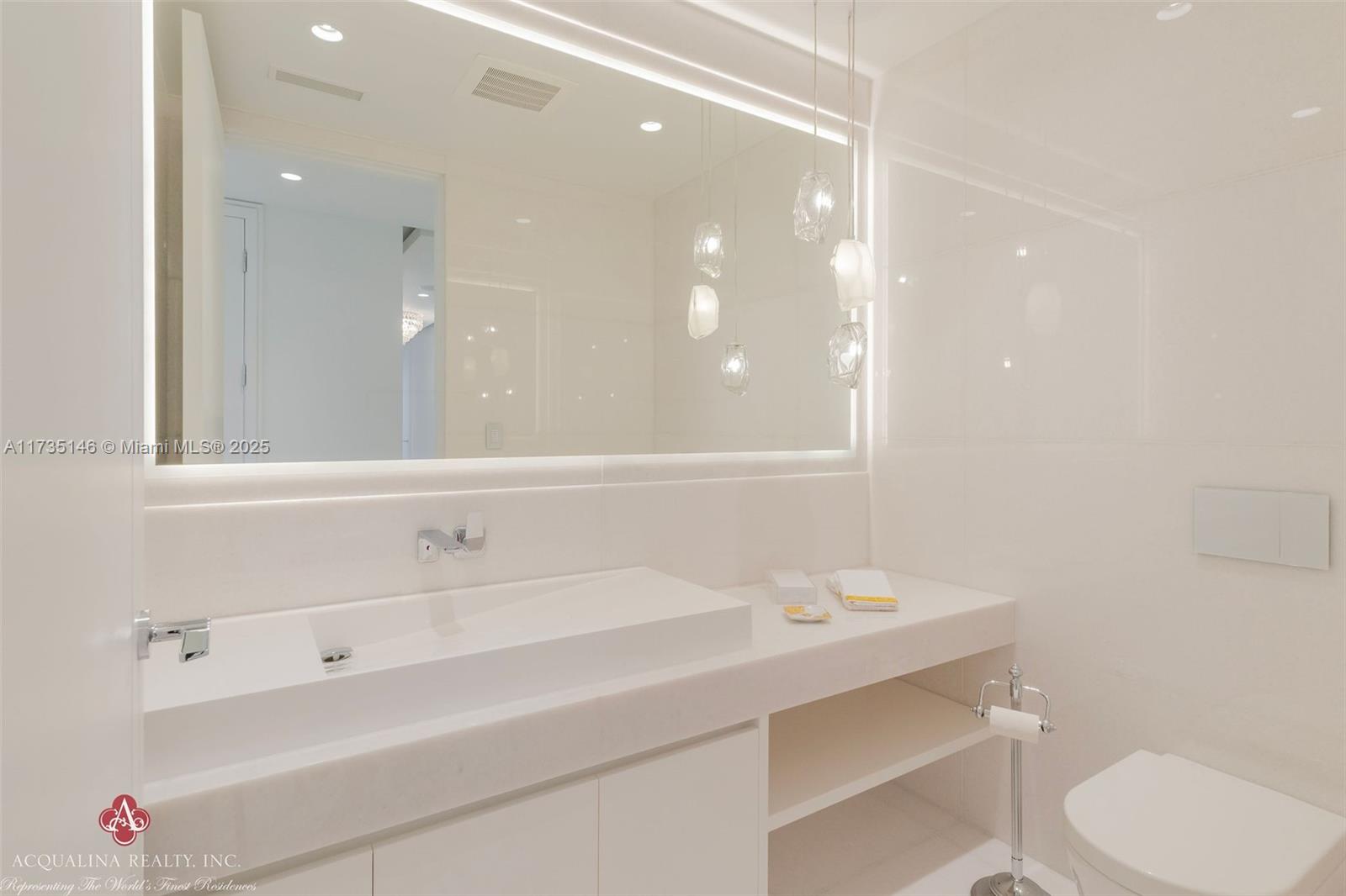 17975 COLLINS AVENUE # 3102