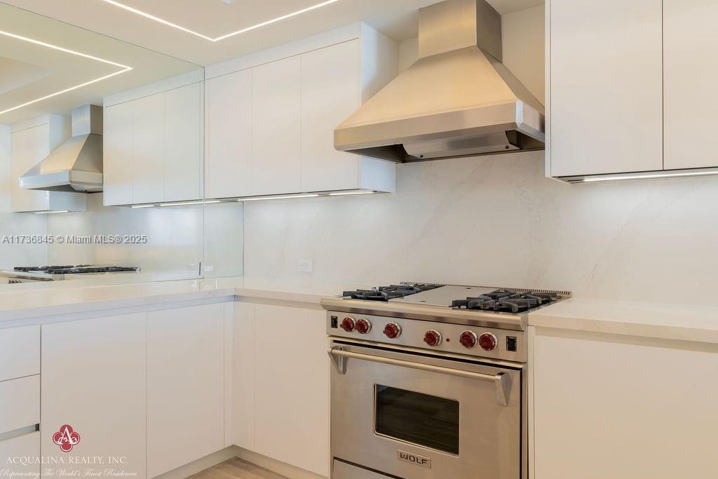 17875 Collins Ave # 4101