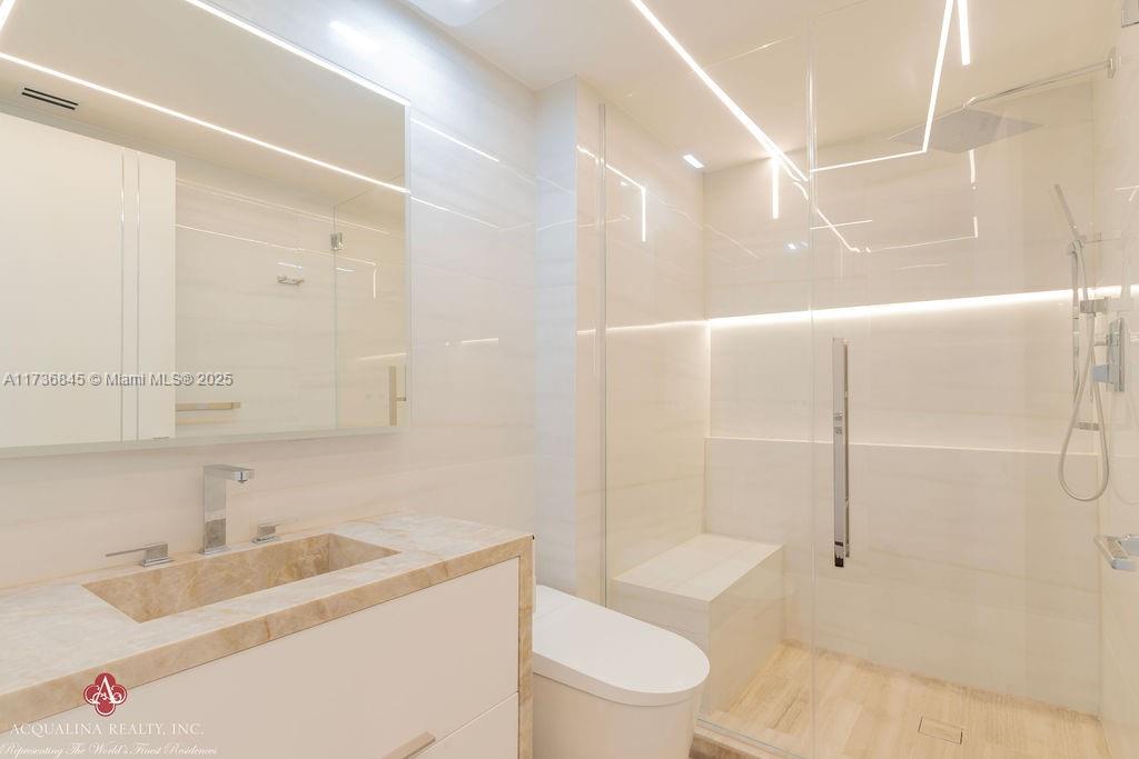 17875 Collins Ave # 4101