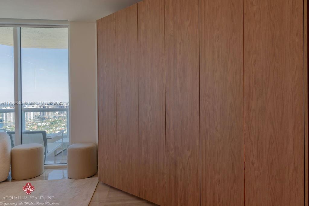 17875 Collins Ave # 4101