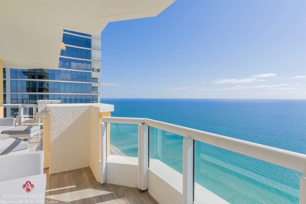 17875 Collins Ave # 4101