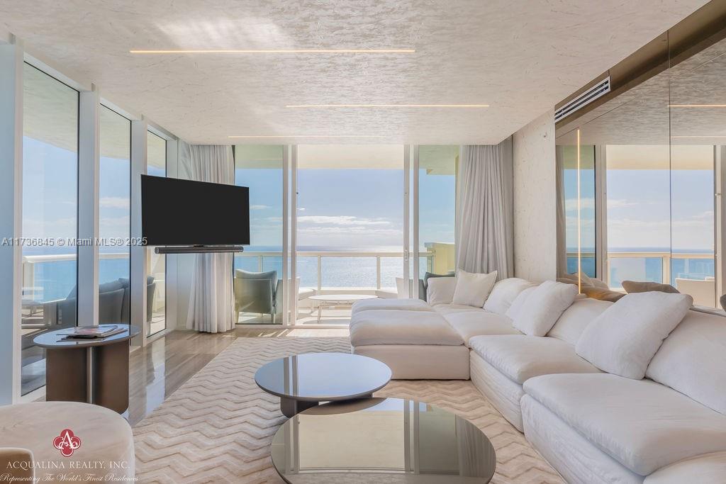 17875 Collins Ave # 4101