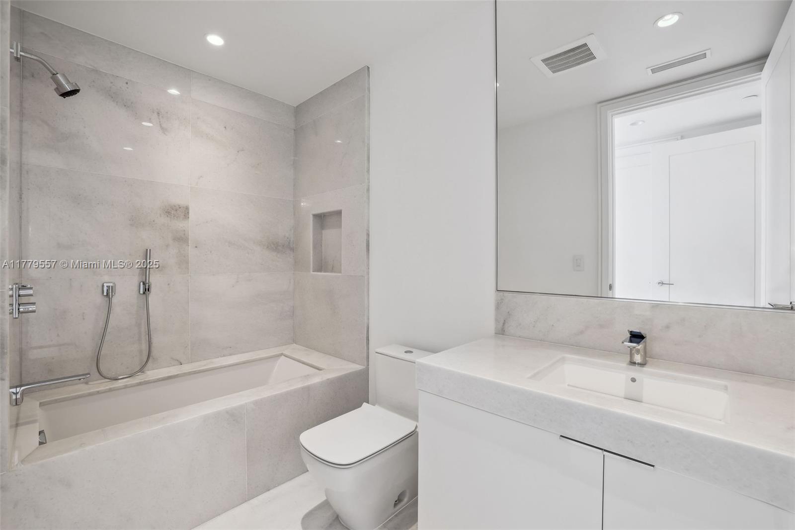 17975 Collins Ave # 2402