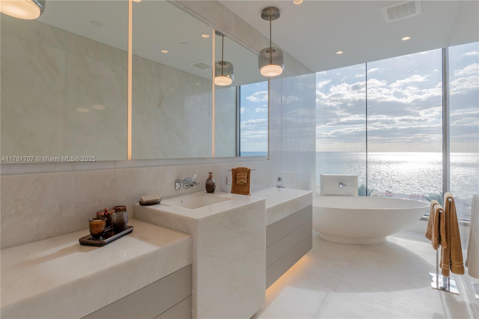 17975 Collins Avenue # 401