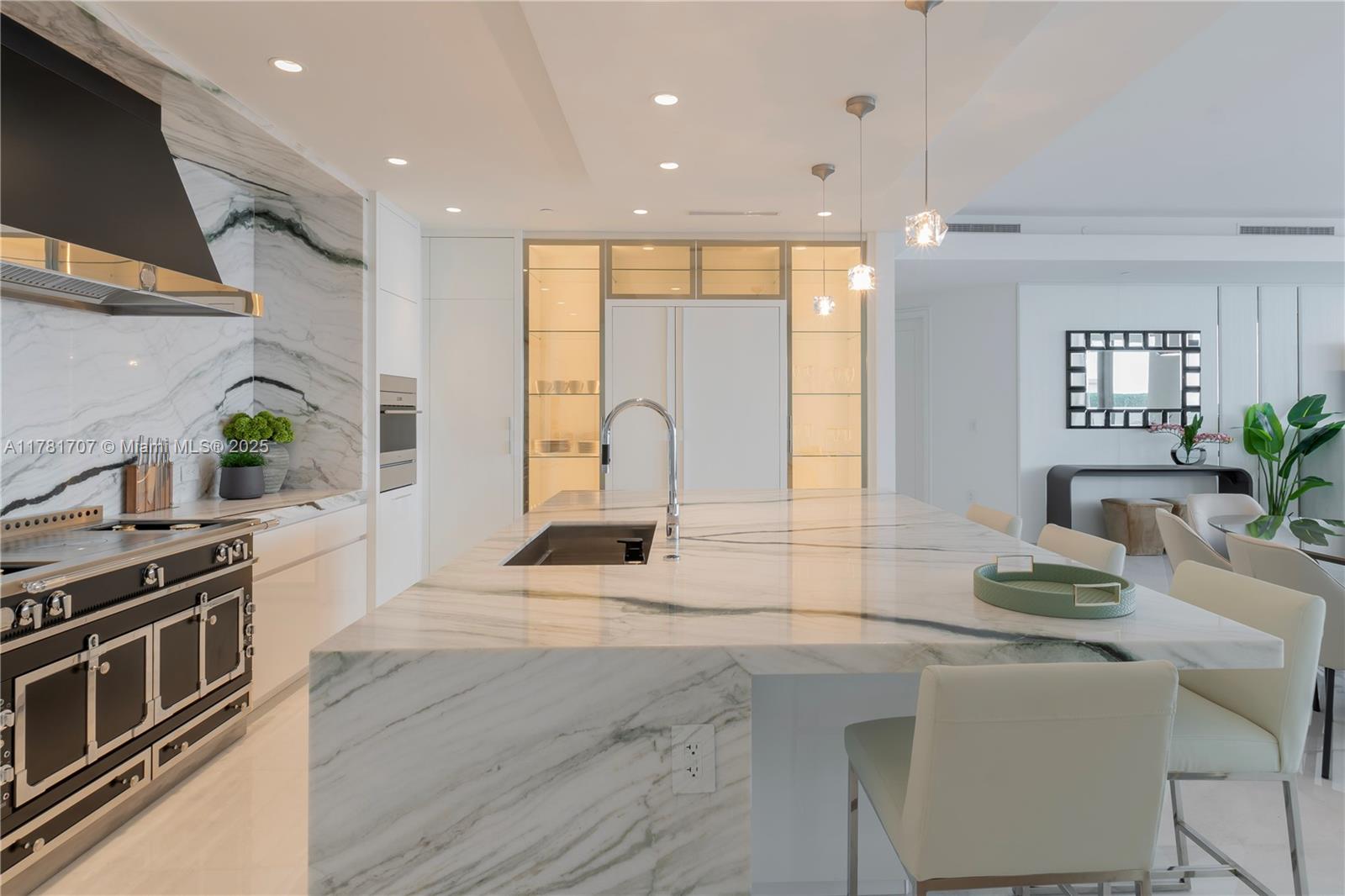 17975 Collins Avenue # 401