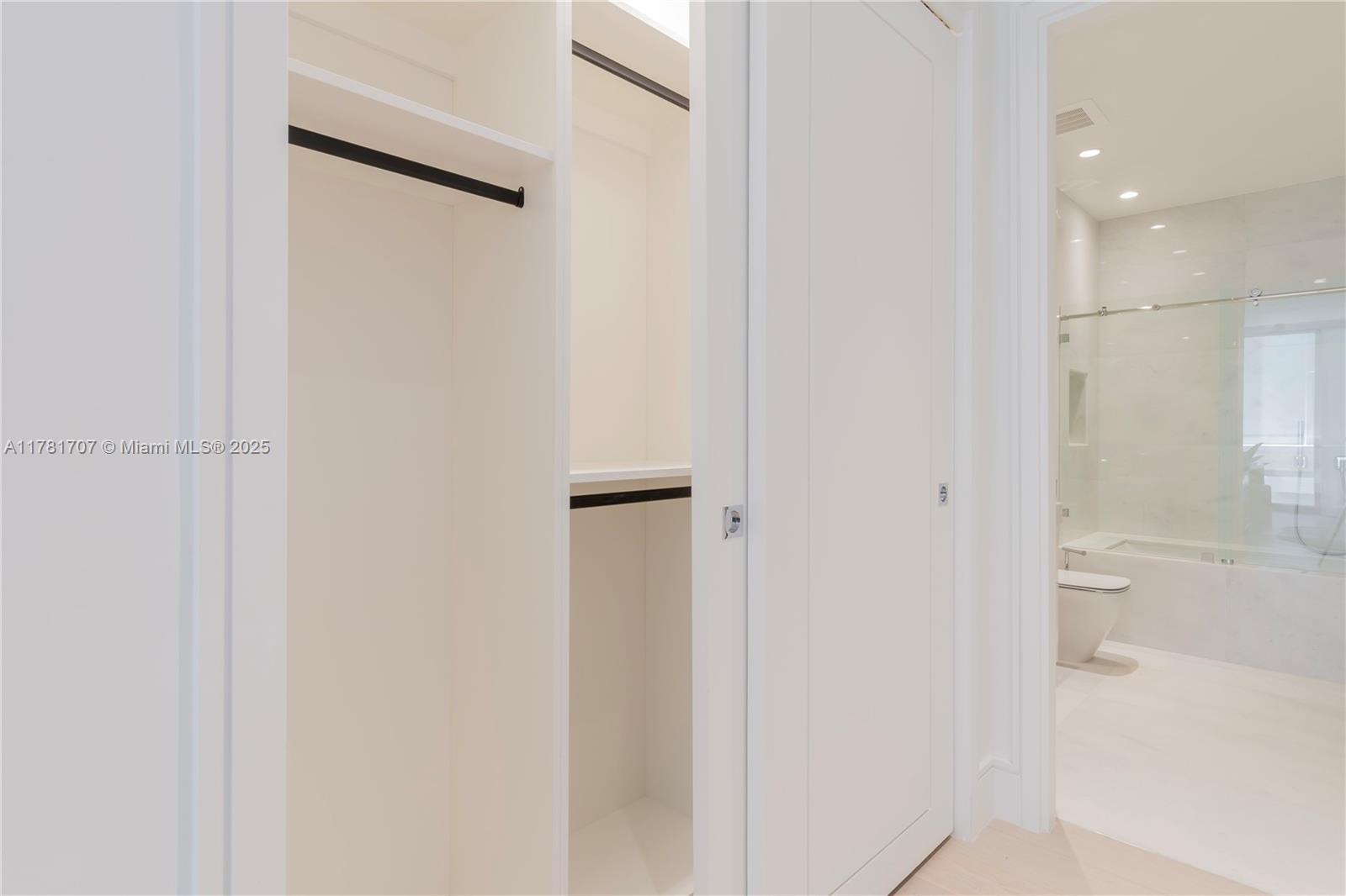 17975 Collins Avenue # 401