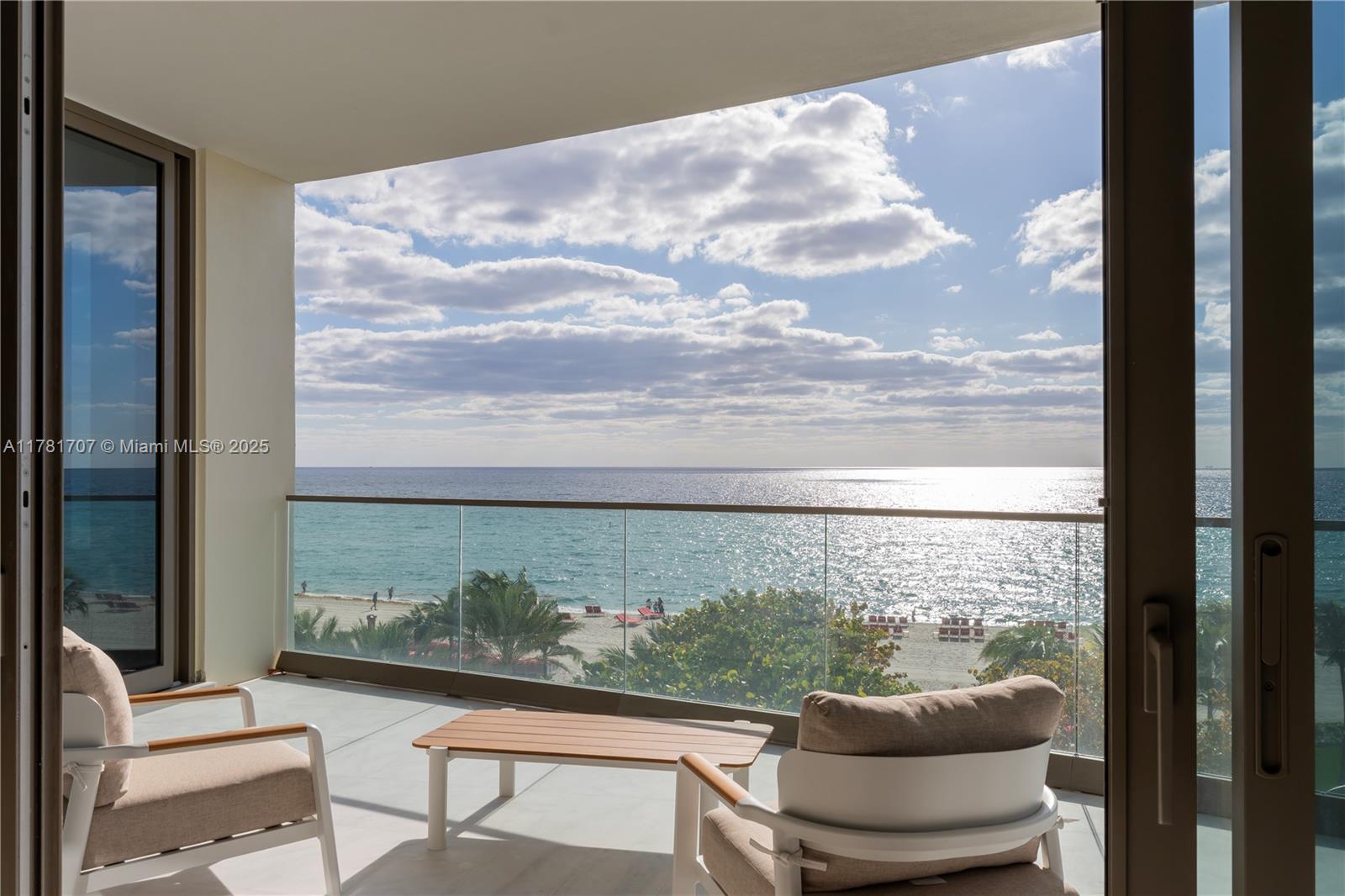 17975 Collins Avenue # 401