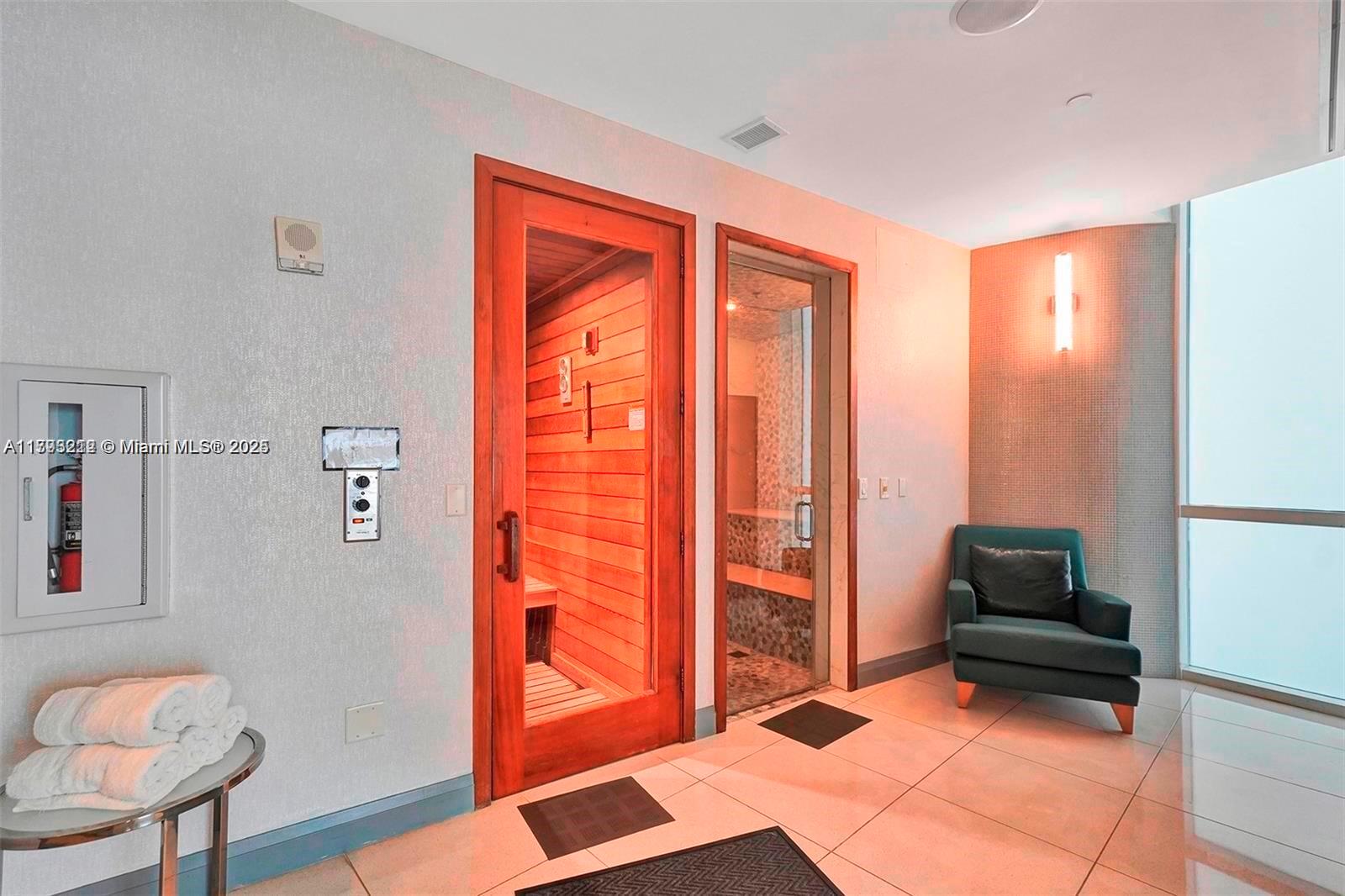 18101 Collins Ave # 1105