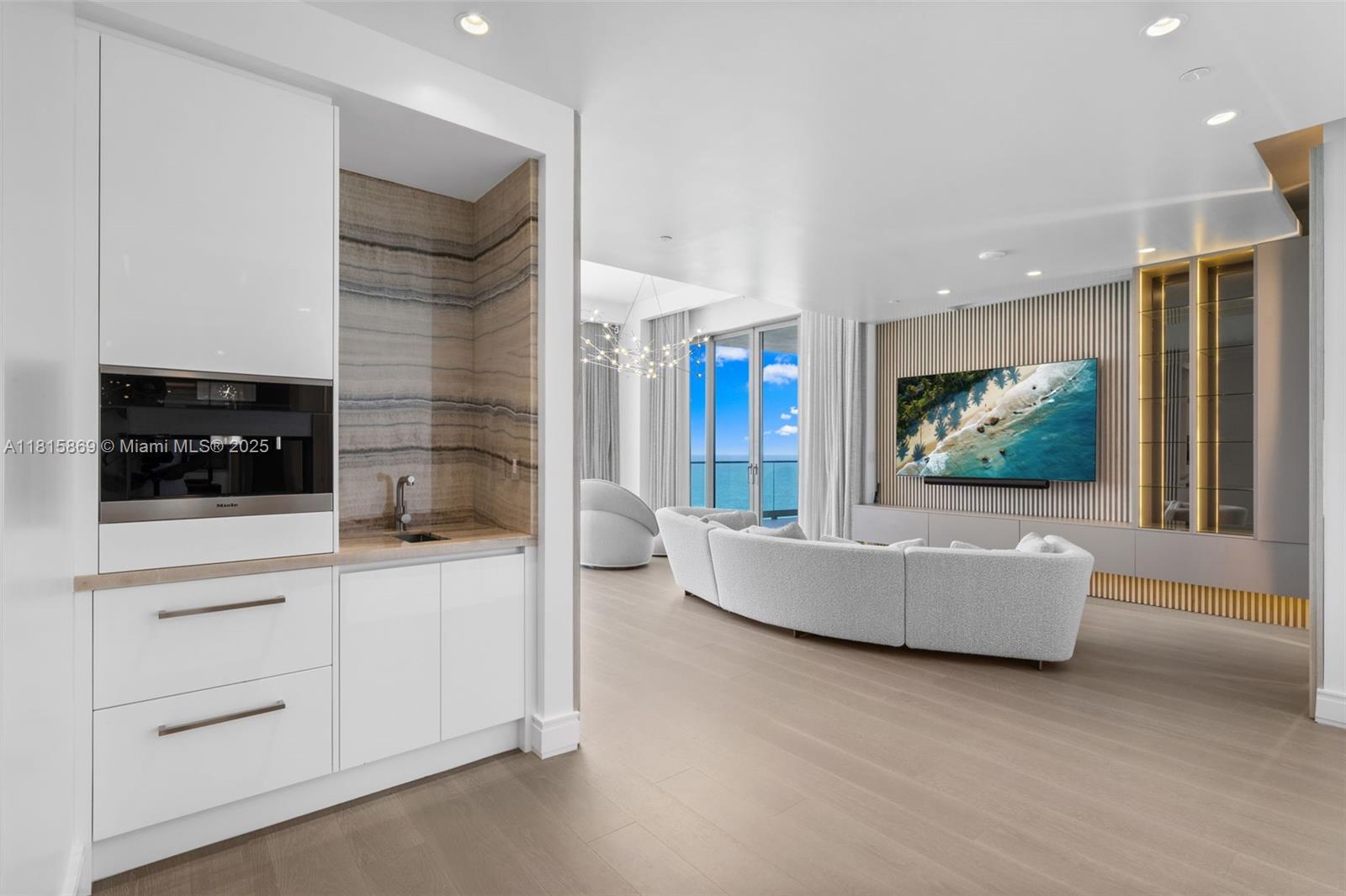 17901 Collins Ave # 1607