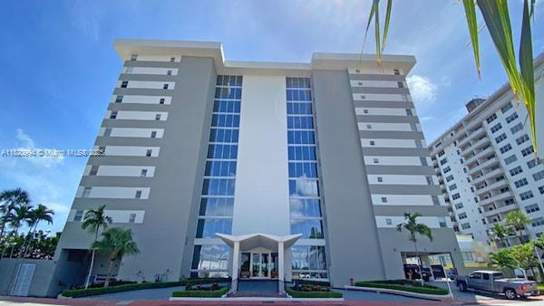 9273 Collins Ave # 201
