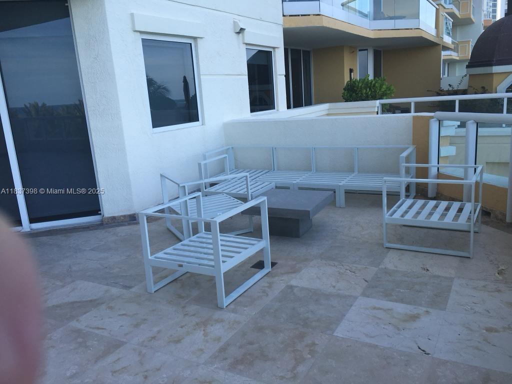 17875 Collins Ave # 505