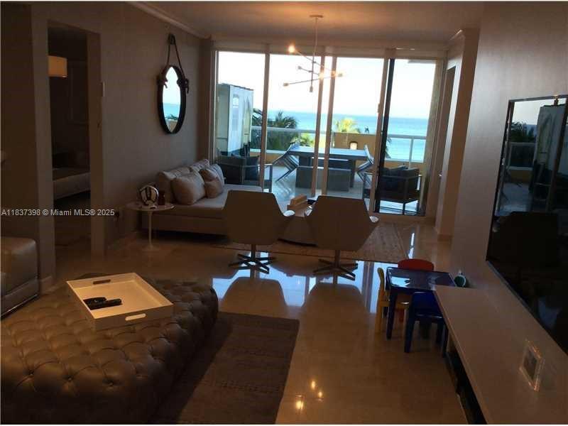 17875 Collins Ave # 505