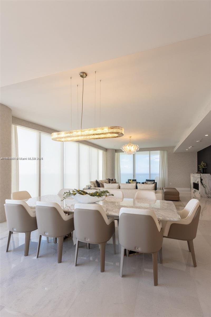 17975 COLLINS AVENUE # 3202