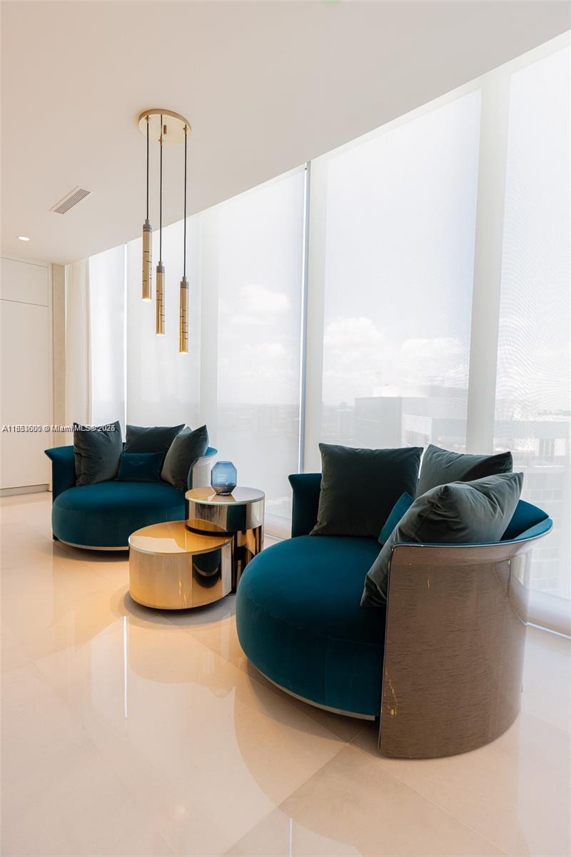 17975 COLLINS AVENUE # 3202