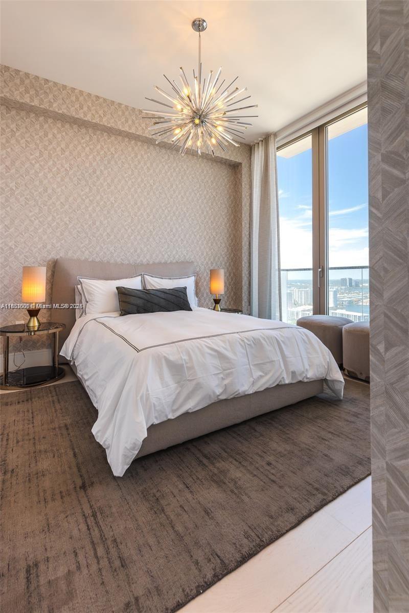 17975 COLLINS AVENUE # 3202