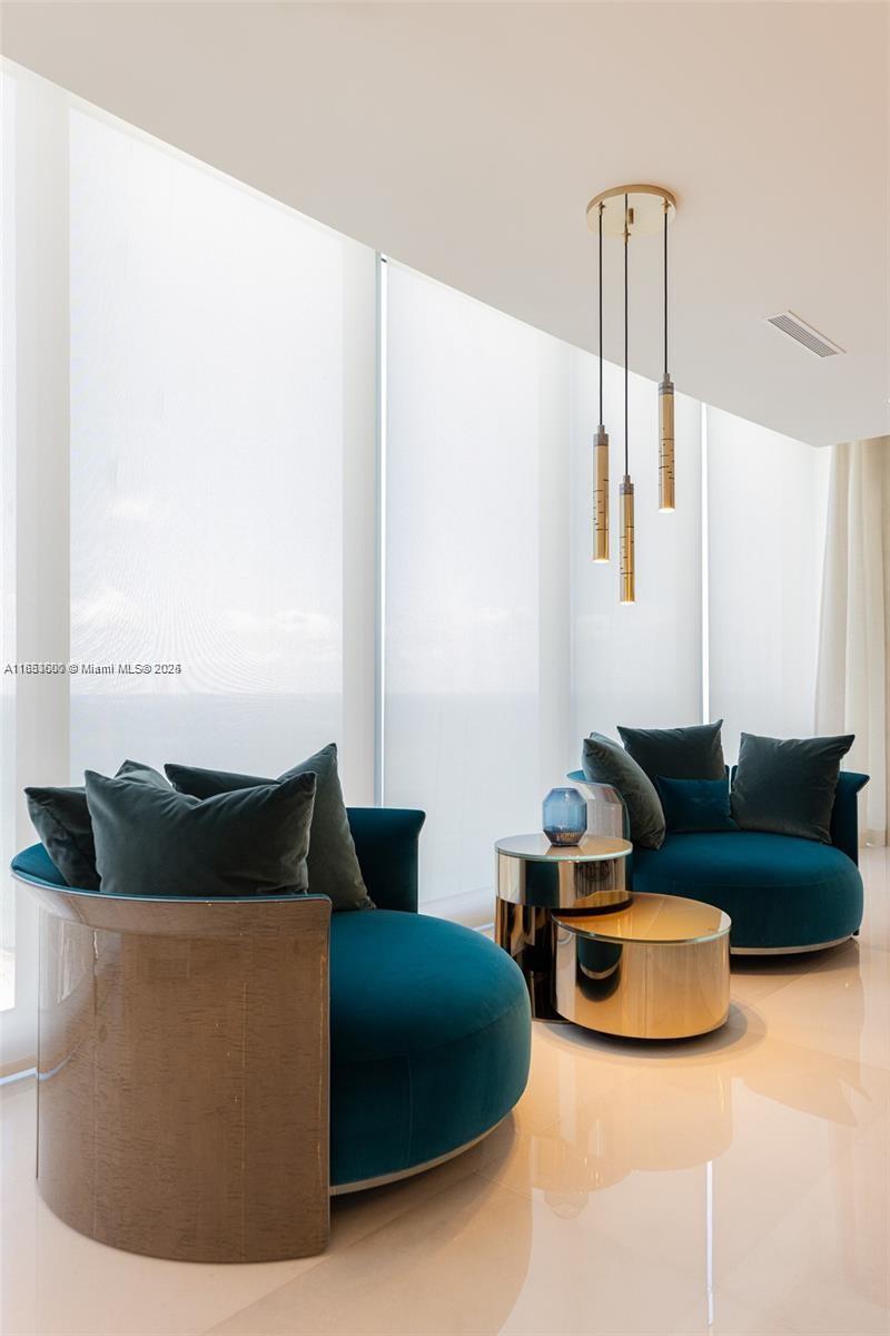 17975 COLLINS AVENUE # 3202